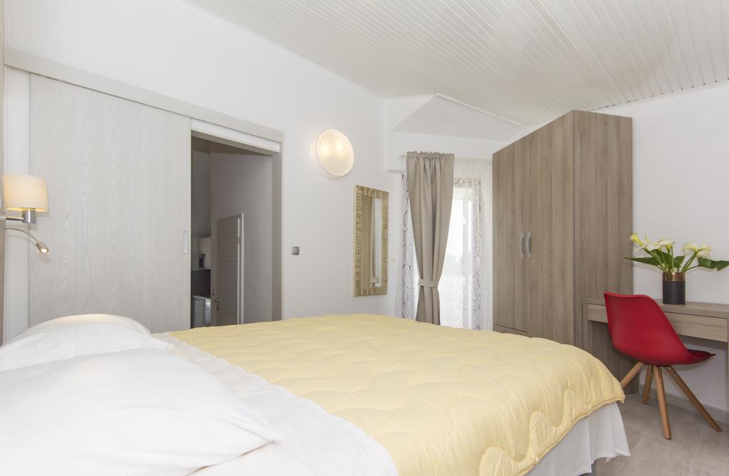 Alison Apartments Премантура Экстерьер фото