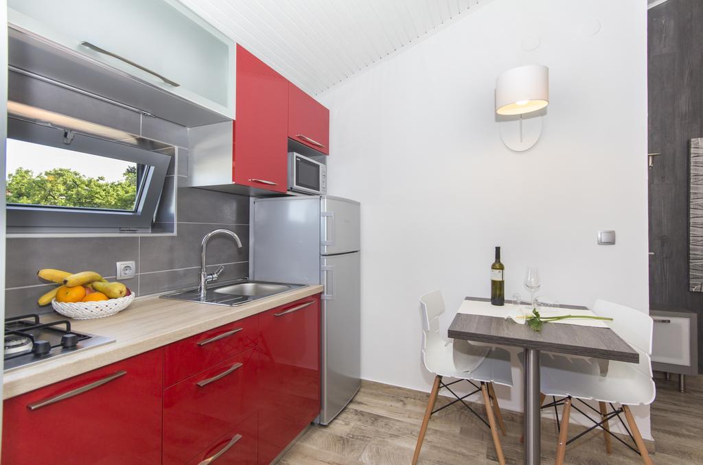 Alison Apartments Премантура Экстерьер фото